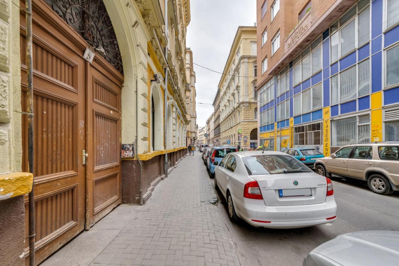 Little Cola Apartment In Dohany Street With Ac Budapest Exterior photo